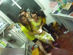 女生宿舍游戏,游戏狂欢,友谊升华