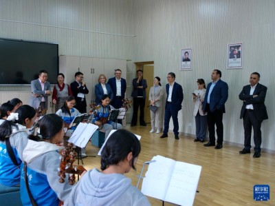 新华鲜报｜欧亚国家驻华使节西藏行见证发展新气象